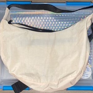 baggu medium crescent bag